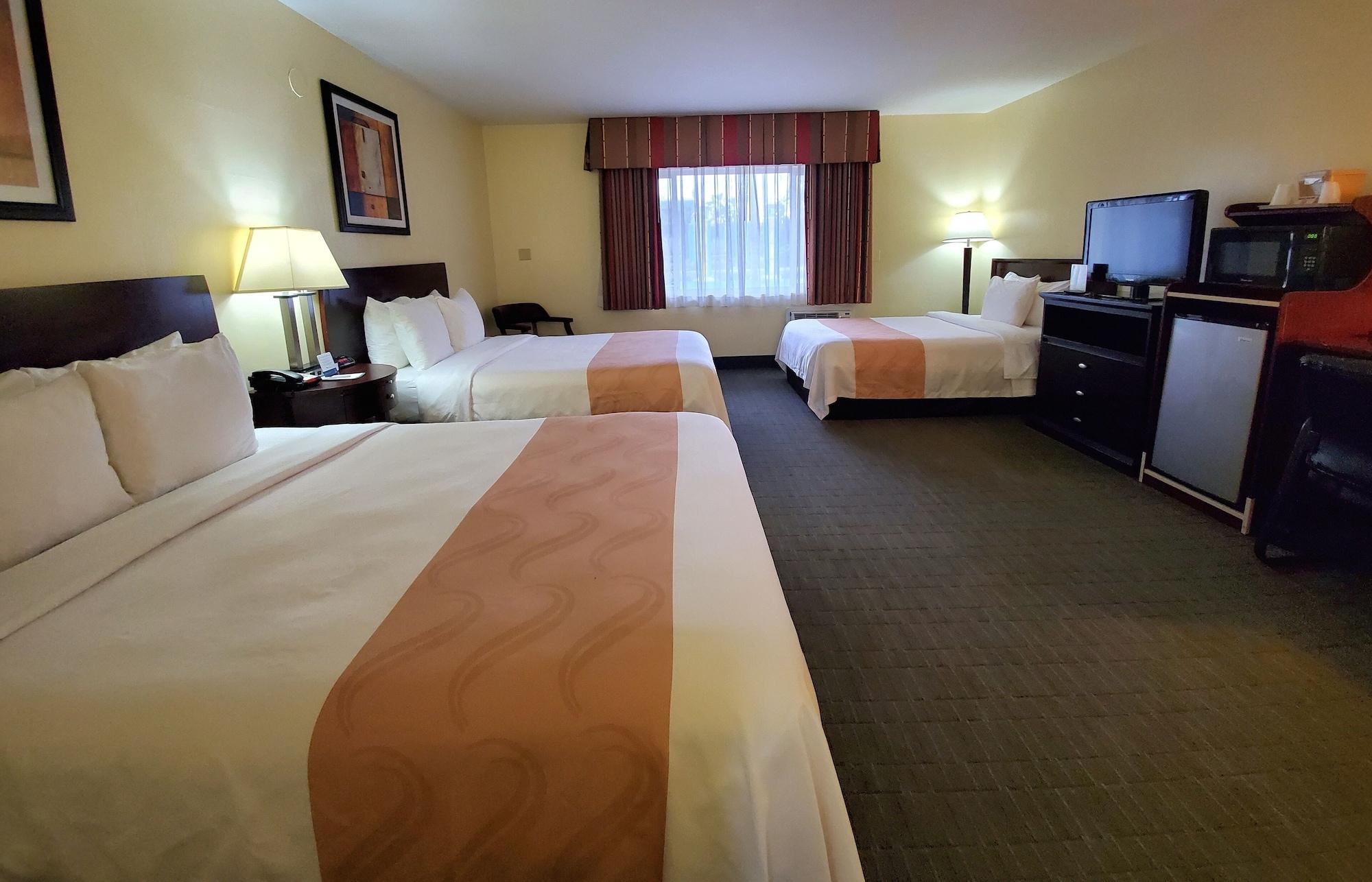 Quality Inn & Suites Anaheim At The Park Kültér fotó