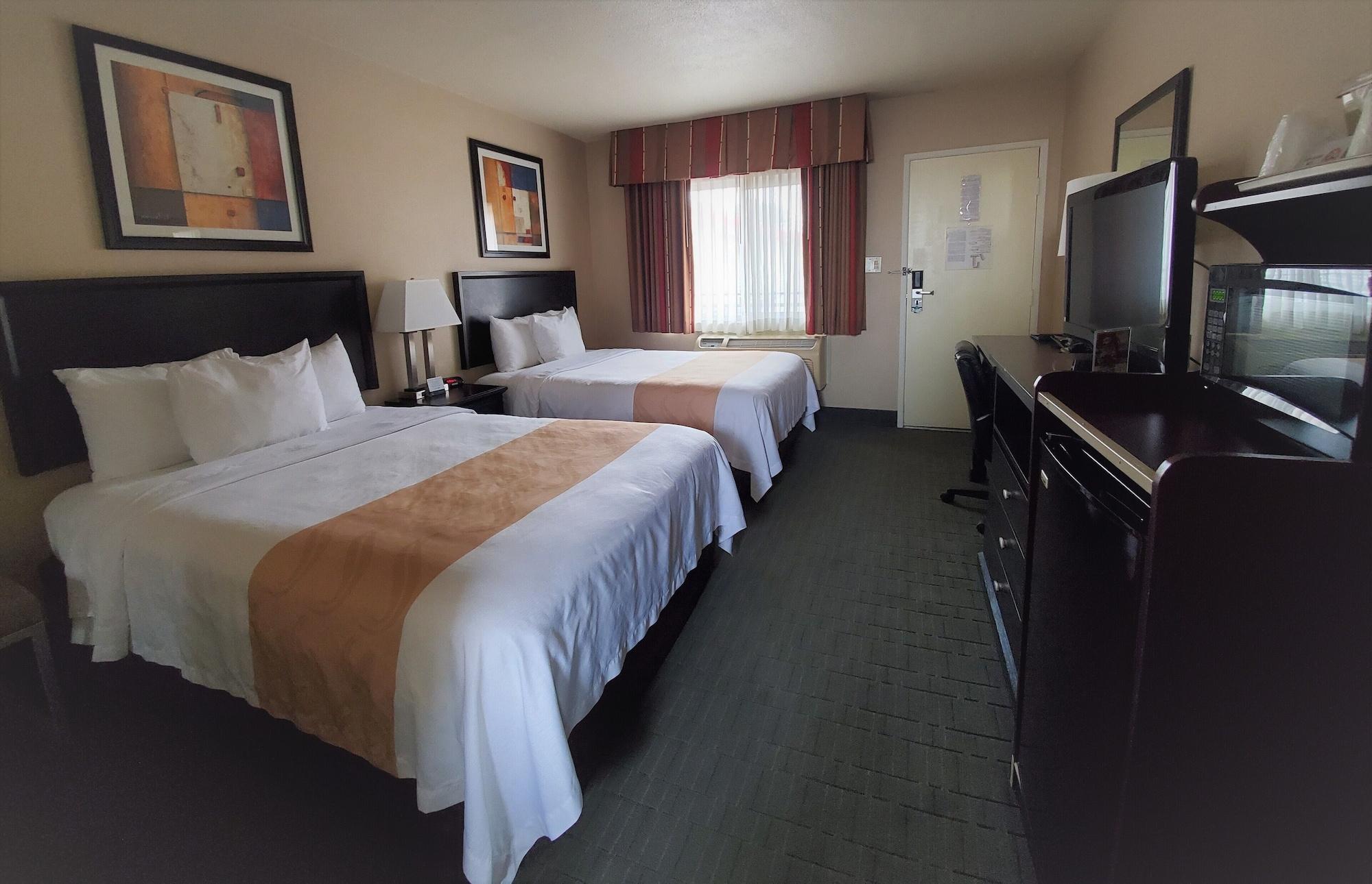 Quality Inn & Suites Anaheim At The Park Kültér fotó
