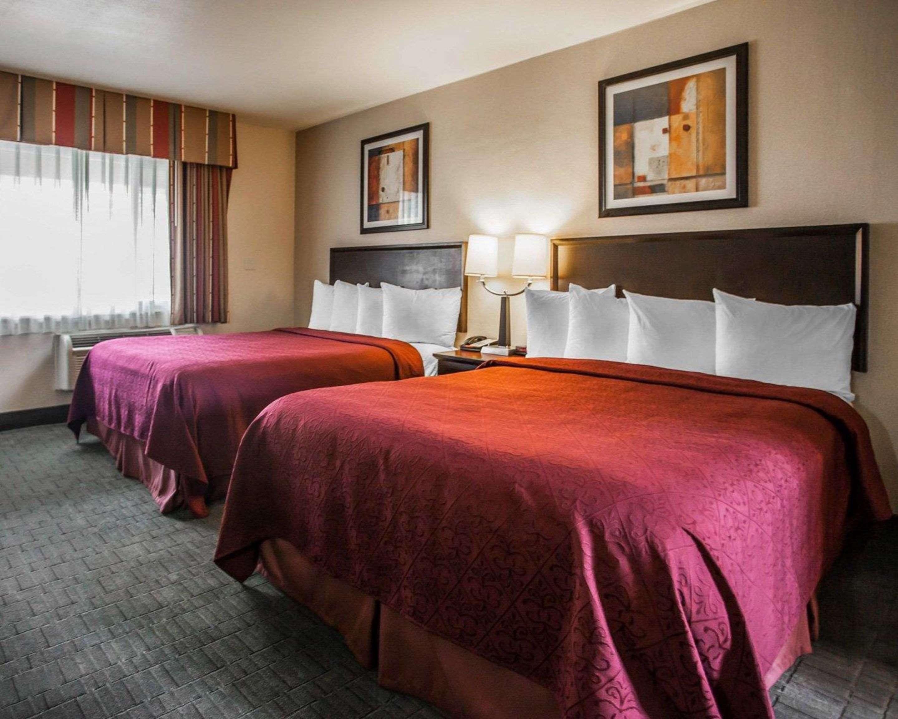 Quality Inn & Suites Anaheim At The Park Kültér fotó