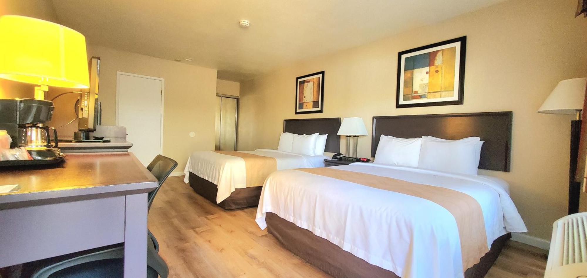 Quality Inn & Suites Anaheim At The Park Kültér fotó