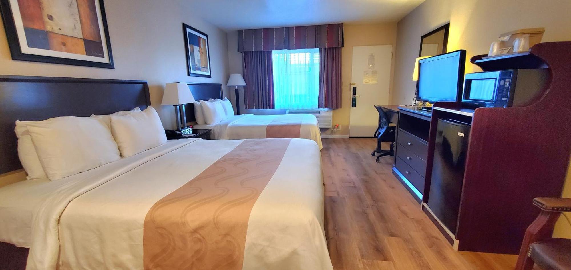Quality Inn & Suites Anaheim At The Park Kültér fotó